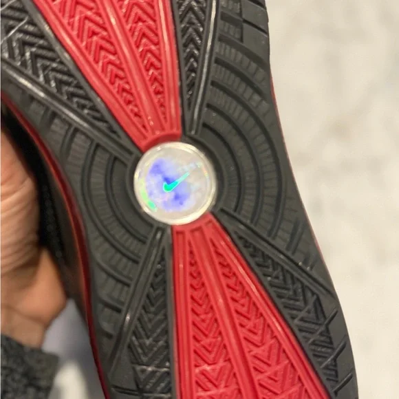 NIKE LABRON 7 Fairfax Away (2020) Red, Black & Gold - Picture 9 of 14